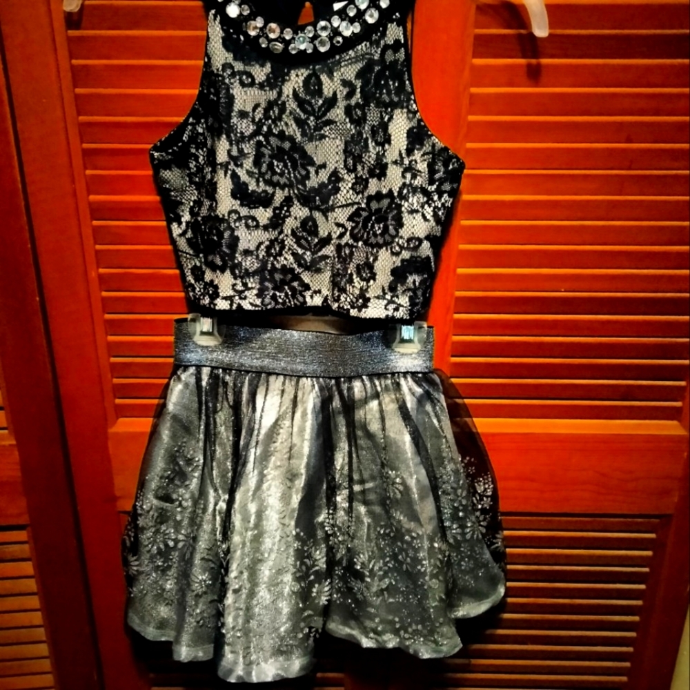 Girls two piece dress set